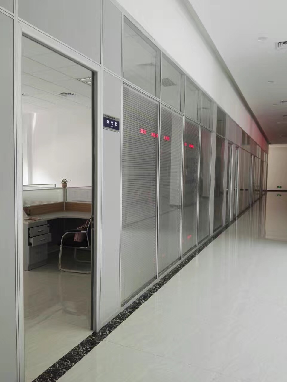 玻璃木质复合门隔断厂家，京玻璃木质复合门隔断 北京玻璃木质复合门隔断