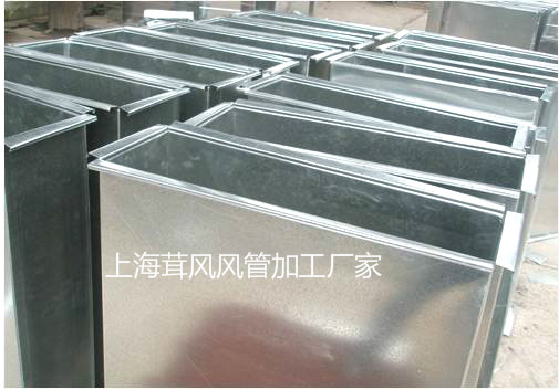 上海1.5厚镀锌风管排烟管道生产厂家、白铁皮加工通风管道净化管道风管制作安装 镀锌排烟管道图片