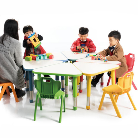 儿童木质桌 儿童松橡木学习桌椅 幼儿园设备供应