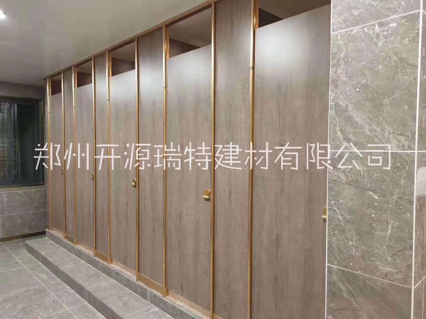 河南学校厕所隔断 公共卫生间隔断 订做办公隔断价格图片