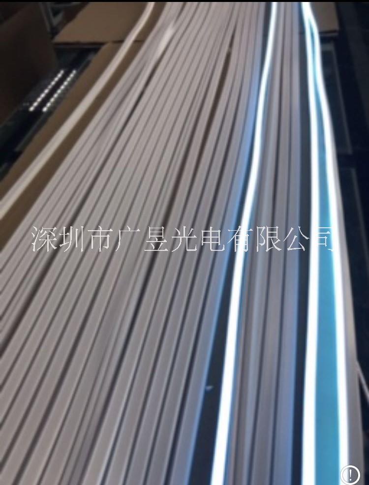 深圳市LED硅胶数码霓虹线光源厂家LED硅胶数码霓虹线光源三面平面侧发光户外亮化软光源