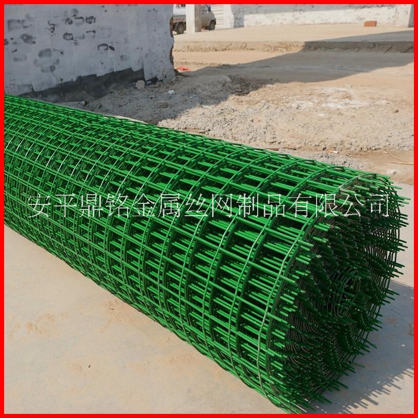 圈地养殖绿色铁丝网荷兰电焊网围栏圈地养殖绿色铁丝网荷兰电焊网围栏