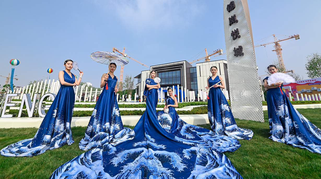 天津市舞台搭建演出主持人礼模策划公司厂家