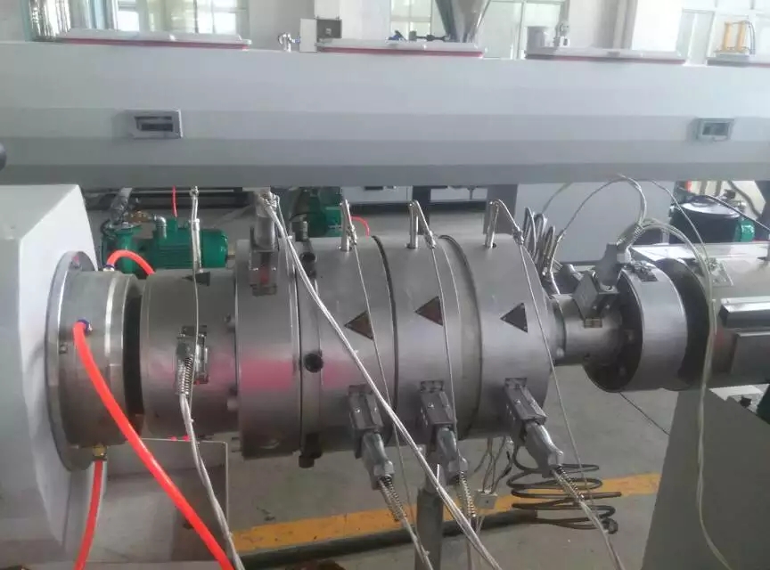 厂家直销PE管材生产线 江苏管材生产设备   苏州厂家直销管材挤出生产线