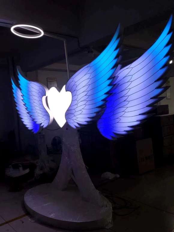 天使之翼 灯光羽翼 心形羽翼设备灯光租赁制作图片