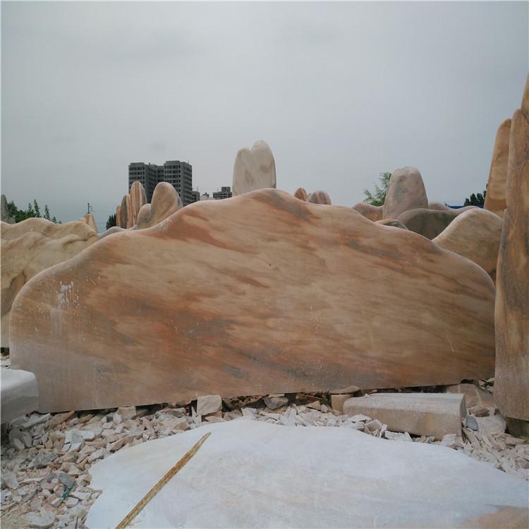 大理石散置自然石大理石散置自然石 五彩石产地供应 可与其他景物结合使用