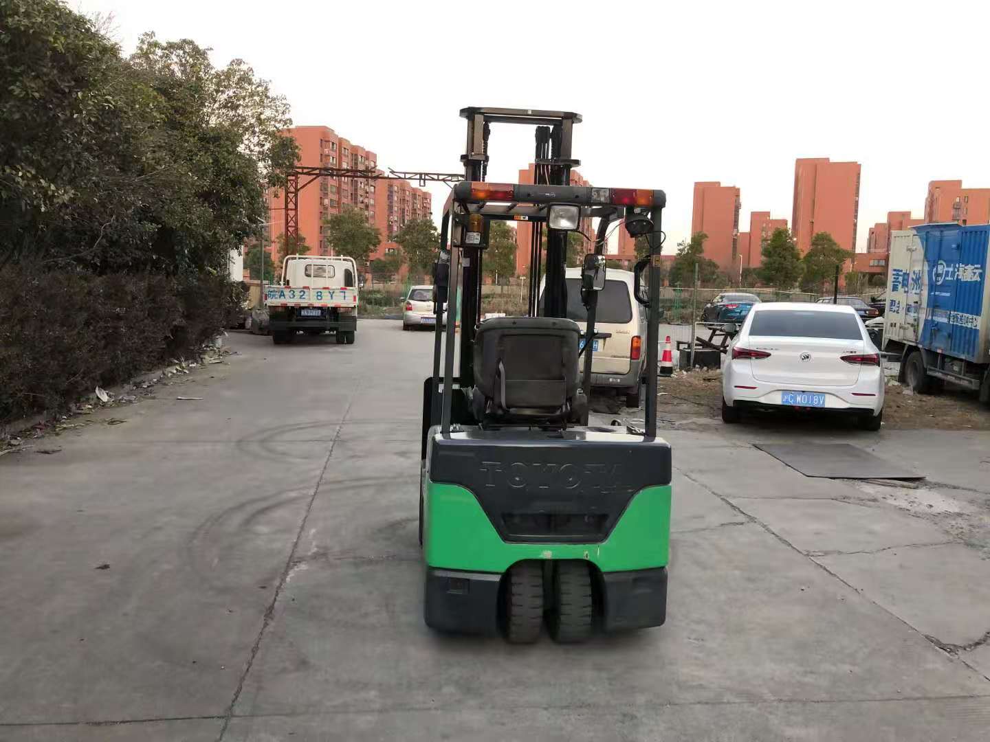 欢迎光临-青岛二手电动叉车销售 二手电动叉车多少钱-上海崭博工程机械有限公司图片