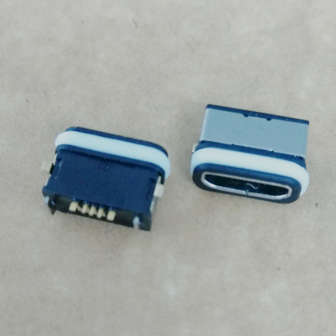 MICRO USB B型防水母座 板上型 前贴后插 带防水胶圈 防水IPX8级