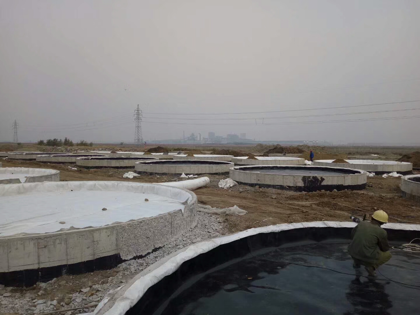 山东防水复合土工膜生产厂家定制报价、供应防水复合土工膜