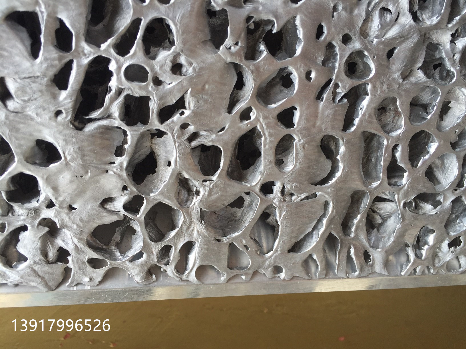 上海市建筑泡沫铝 泡沫铝板 发泡金属板厂家