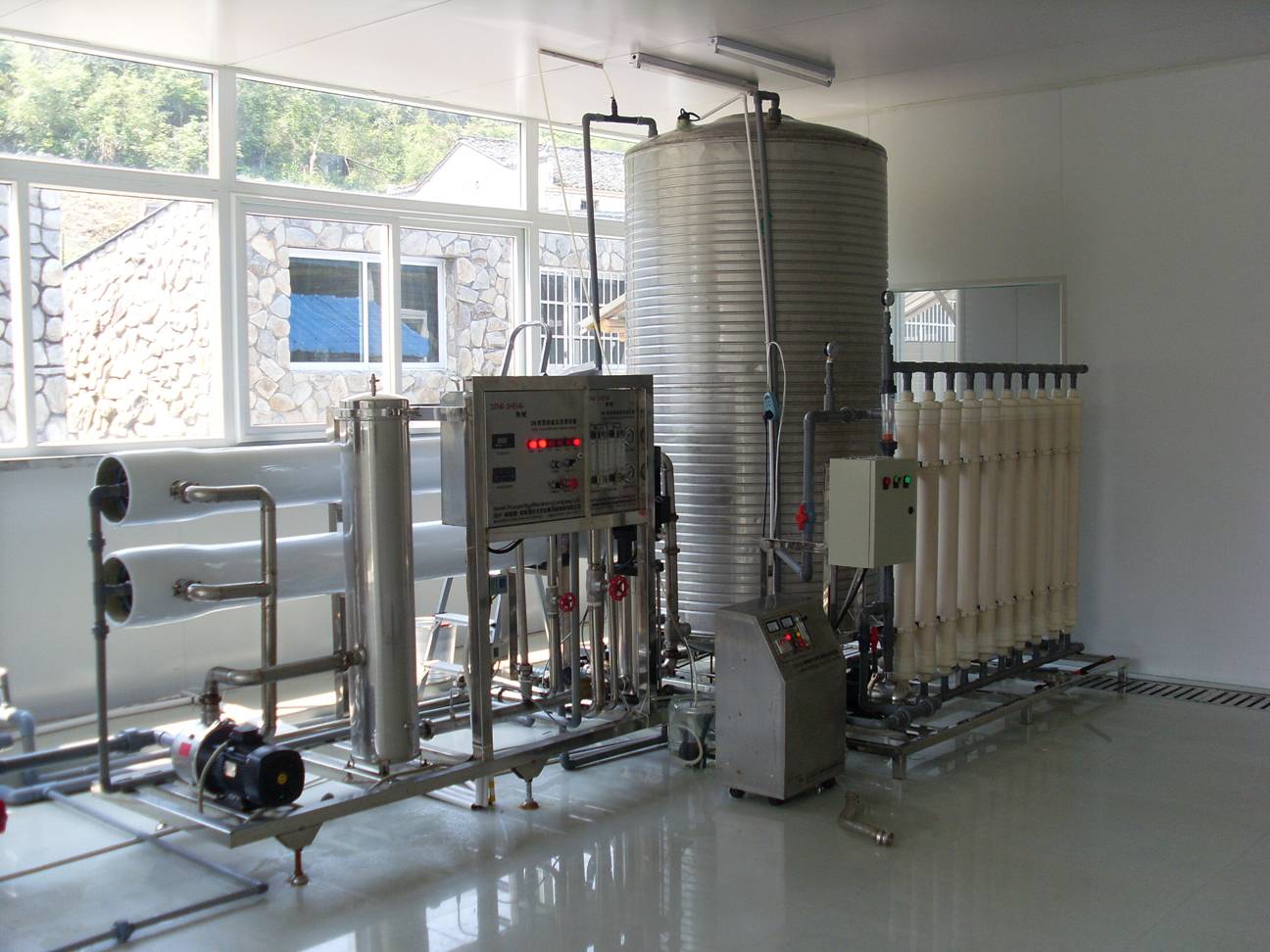 贵阳市超纯水处理设备，纯水处理净化系统厂家