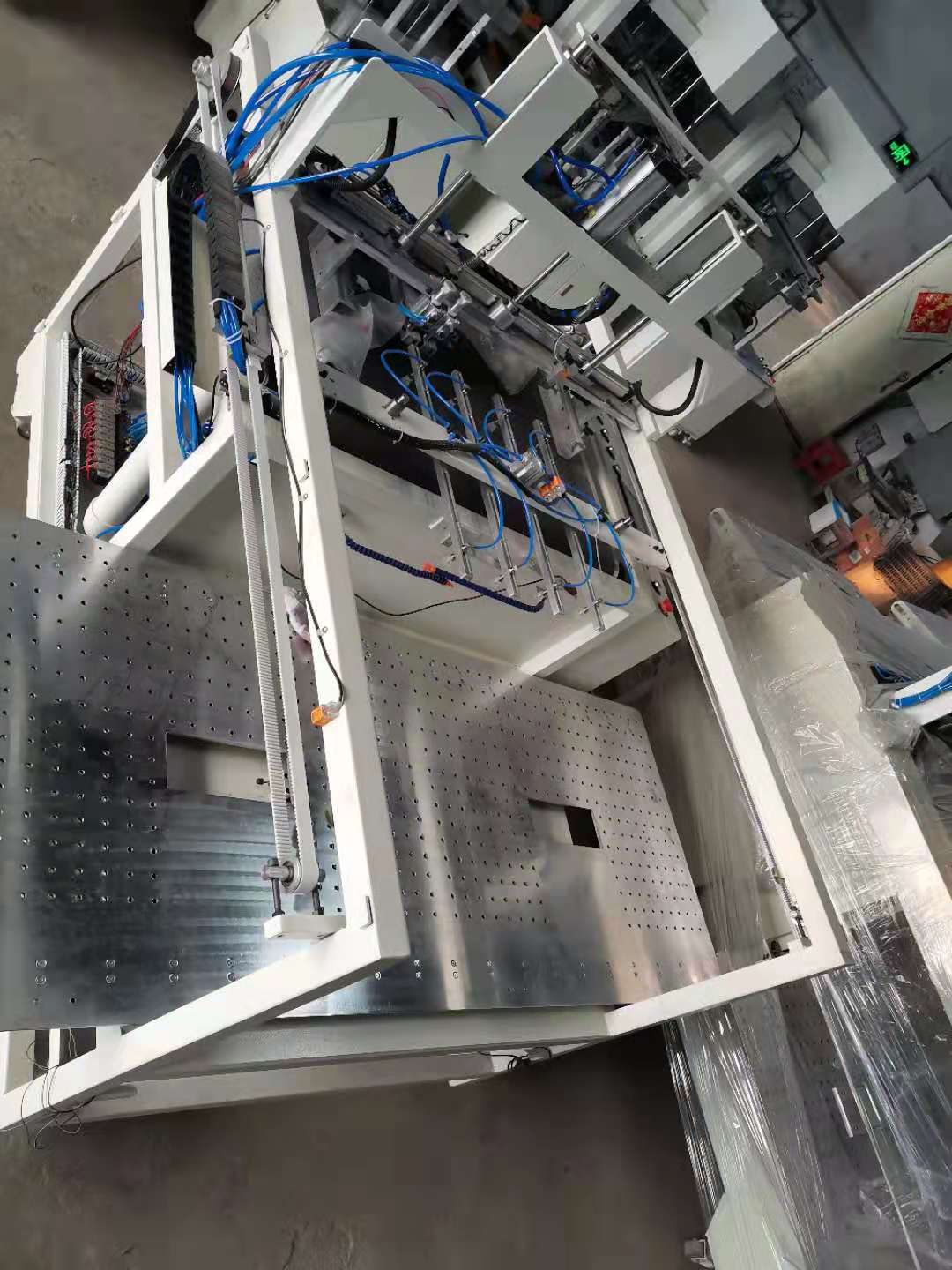 东莞市自动丝印胶水贴窗机 丝网刮网机厂家