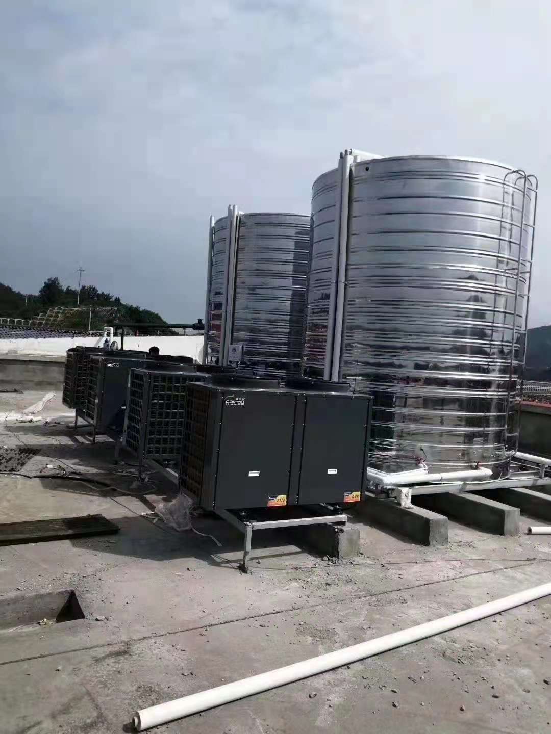 广州 空气源热泵热水器批发价格_空气能热水工程安装公司