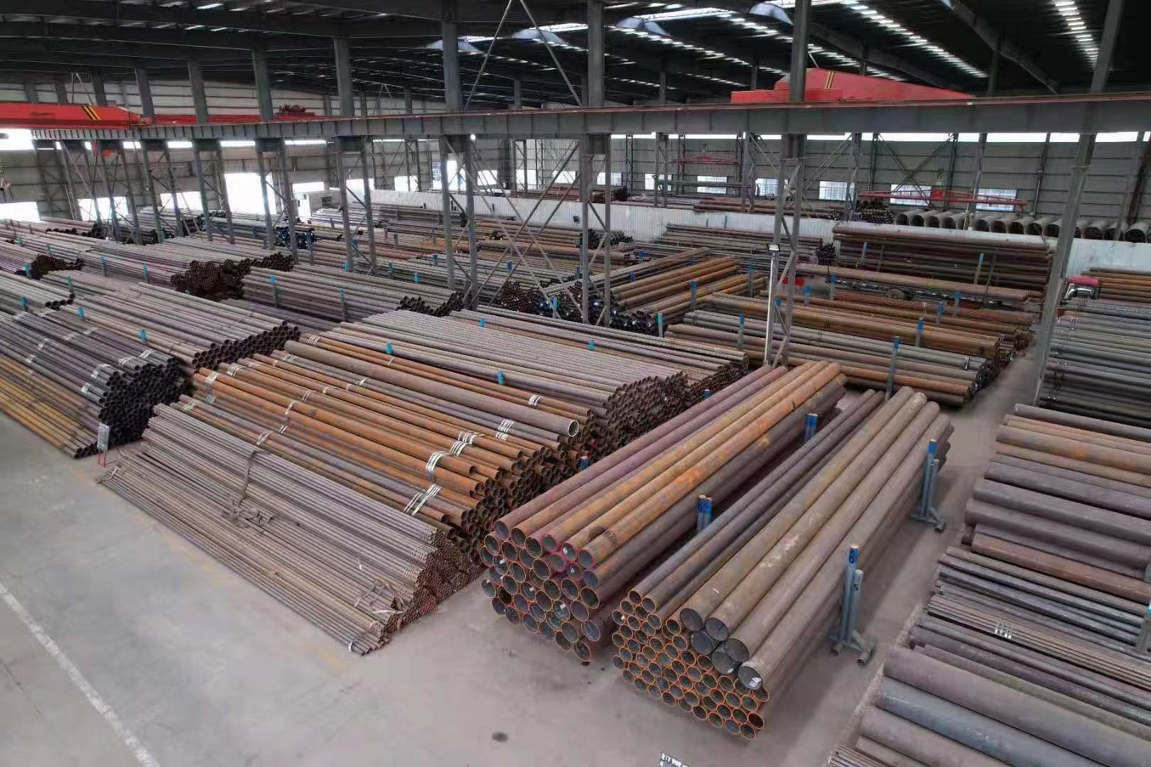 天津市合金钢管厂家8162结构管a335p11合金管中低压无缝钢管批发天津华力钢铁 合金钢管