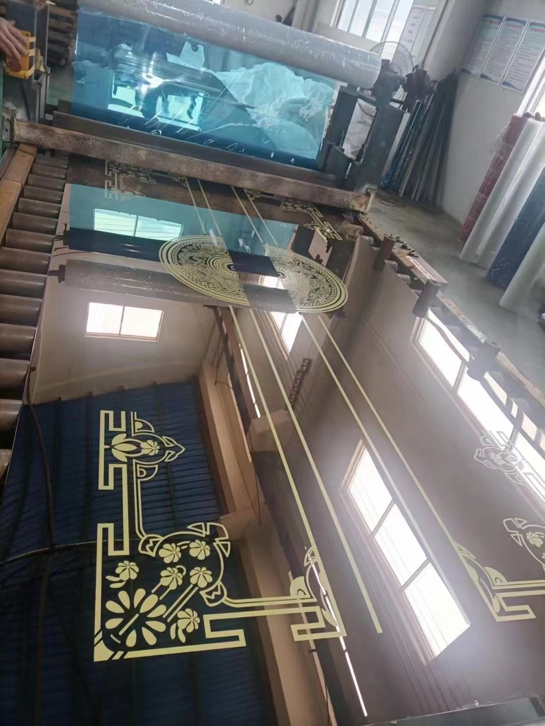不锈钢彩色时刻花板 适用于酒店 电梯场所 厂家定制加工图片
