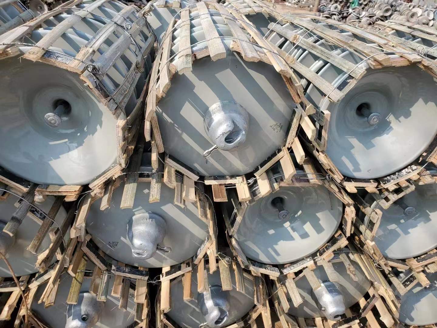 沧州市盘形悬式瓷绝缘子厂家盘形悬式瓷绝缘子XP-160