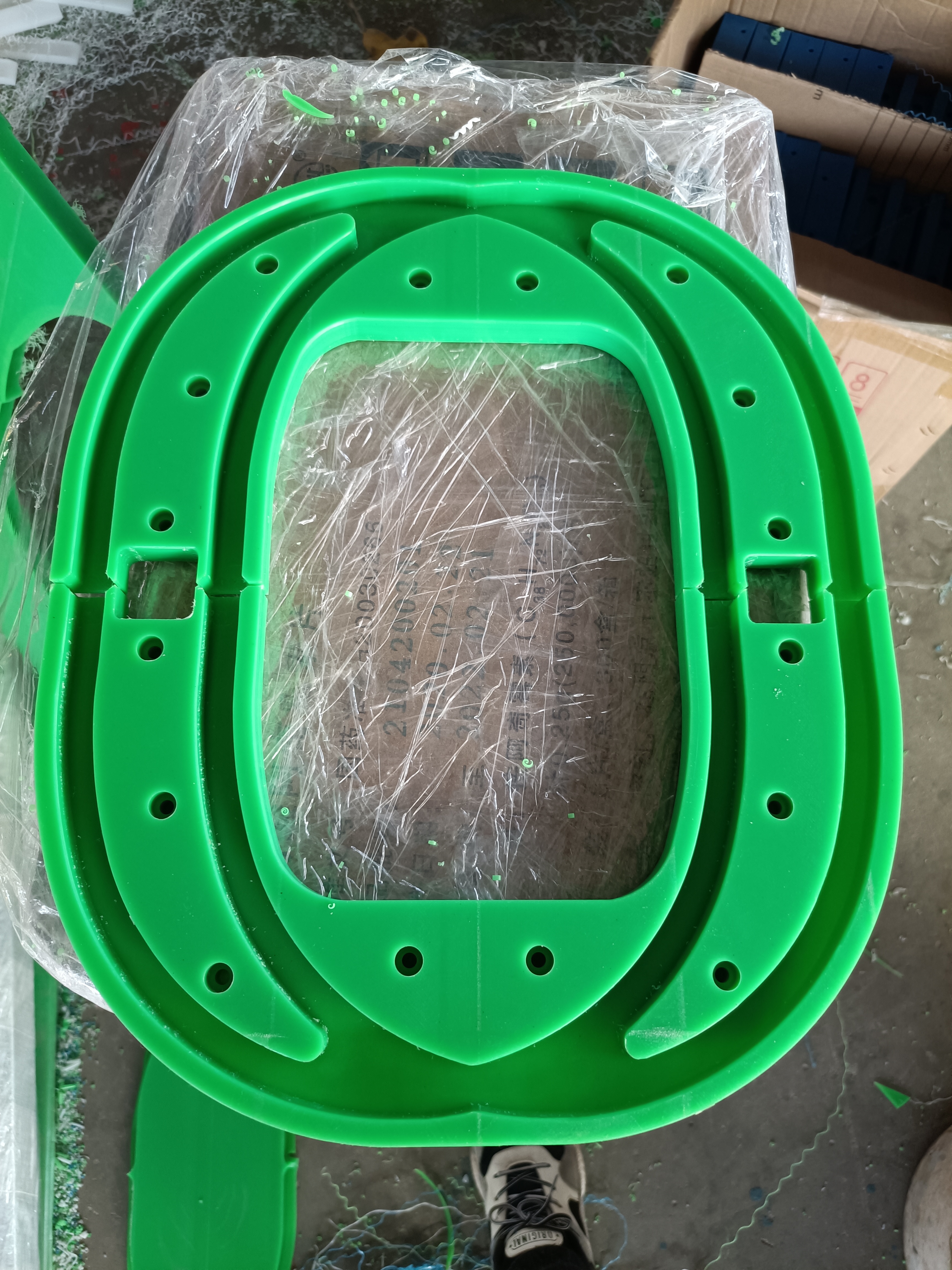 PE高分子塑料链条导轨滑道绿色upe条聚乙烯垫条耐磨条尼龙条图片