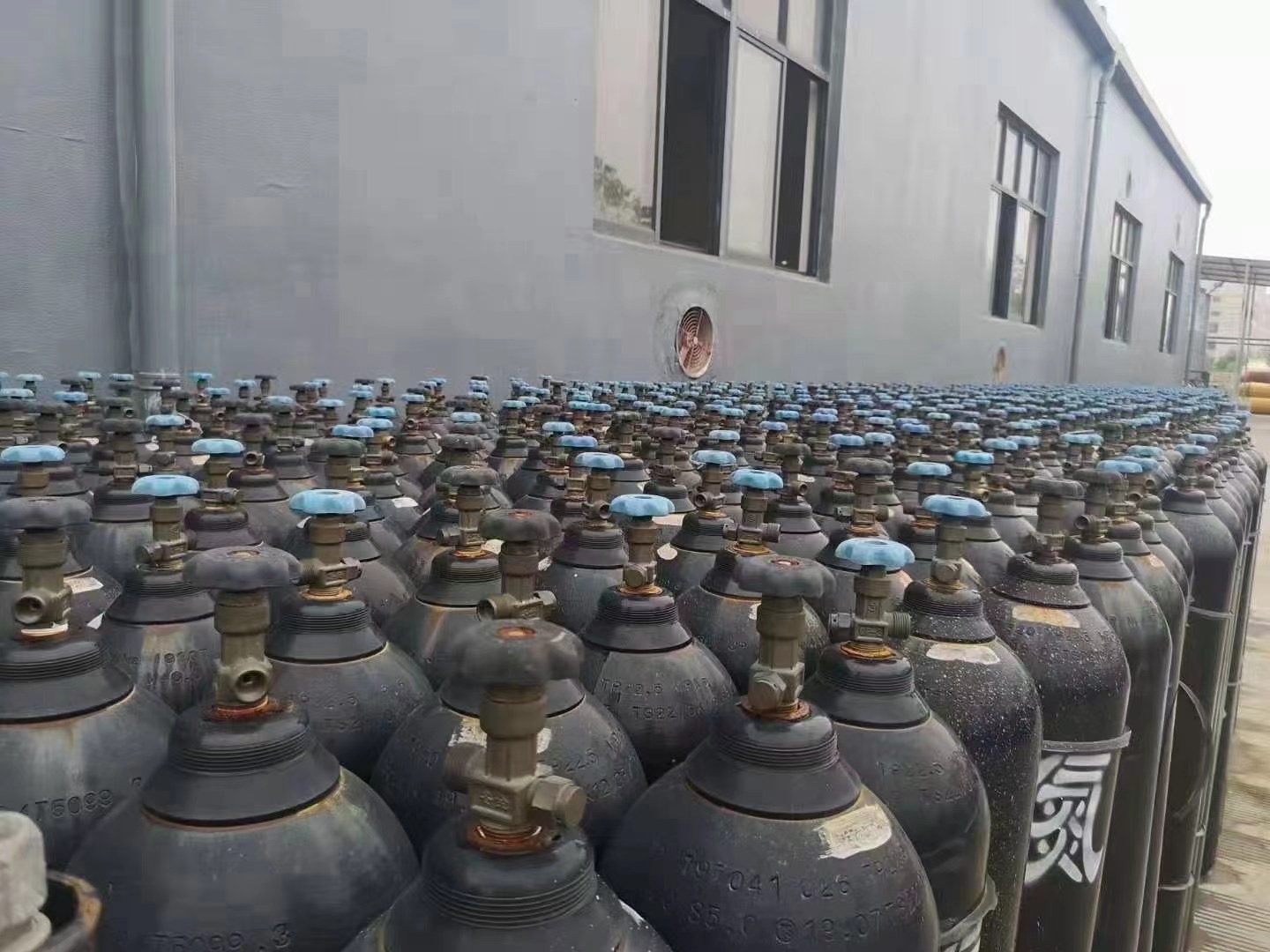电子工业用气体氮气水分含量 实验中心   重庆渝北区电子工业用气体氮气实验