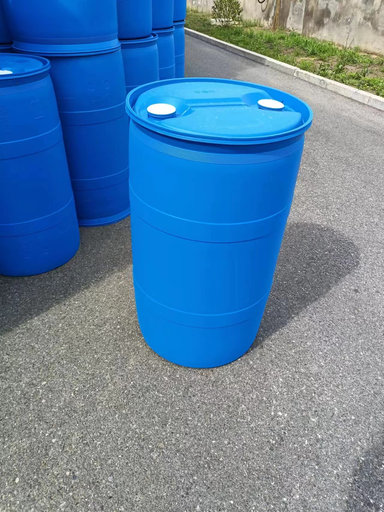 二手200升塑料桶 、全新桶，化工桶 开口闭口桶 耐老化 合富家二手200升塑料桶