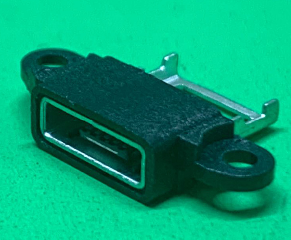 威联创供应type-c插座 usb type c母座 防水USB3.1插座 方口 圆口