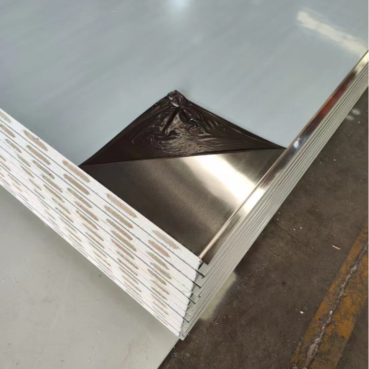 江苏 聚氨酯夹芯板 聚氨酯冷库保温板厂商 批发保温彩钢板
