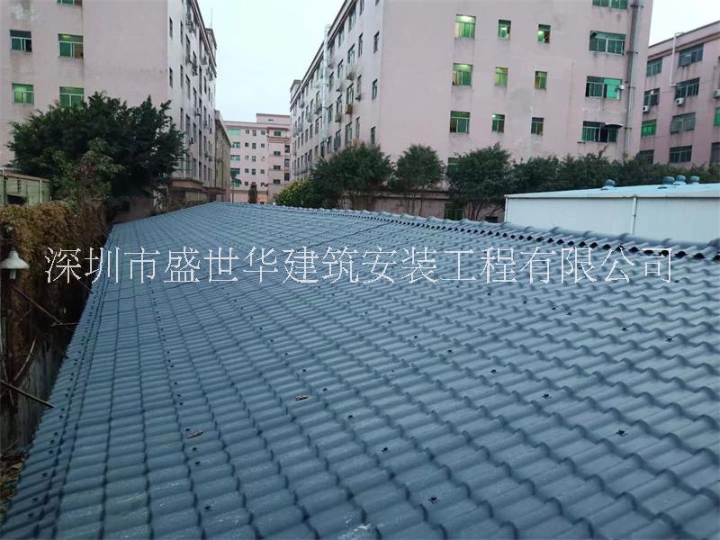 深圳彩钢瓦 阳光雨棚定制安装  楼顶雨篷安装