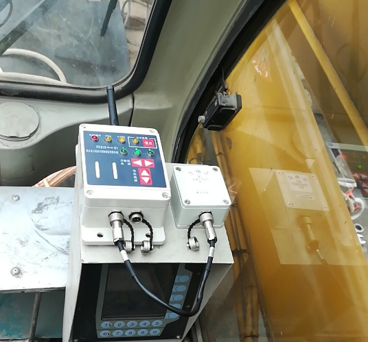 深圳市高压近电预警装置厂家机械高压近电预警装置 吊车近电报警器版
