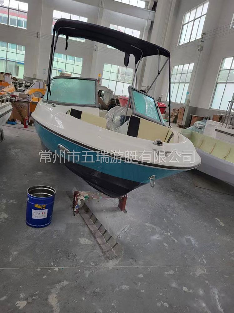 供应550豪华快艇 景区游艇救援船 玻璃钢船艇定制