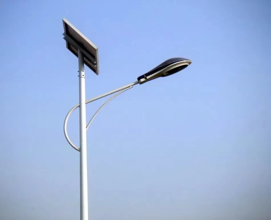 天津路灯厂家—专业生产制造—太阳能路灯 太阳能灯 道路太阳能路灯 公路太阳能路灯图片