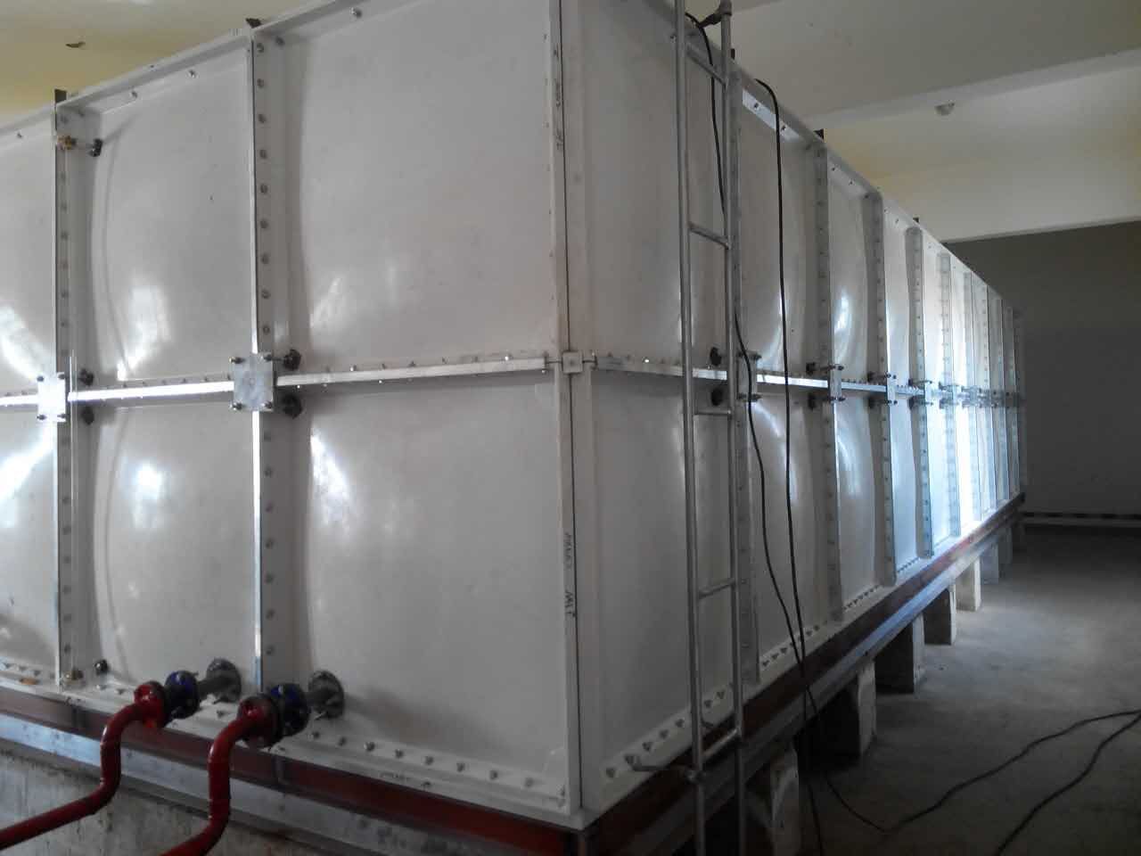 供应新疆屋顶玻璃钢水箱定制厂家-价格-哪家好-电话15909949068